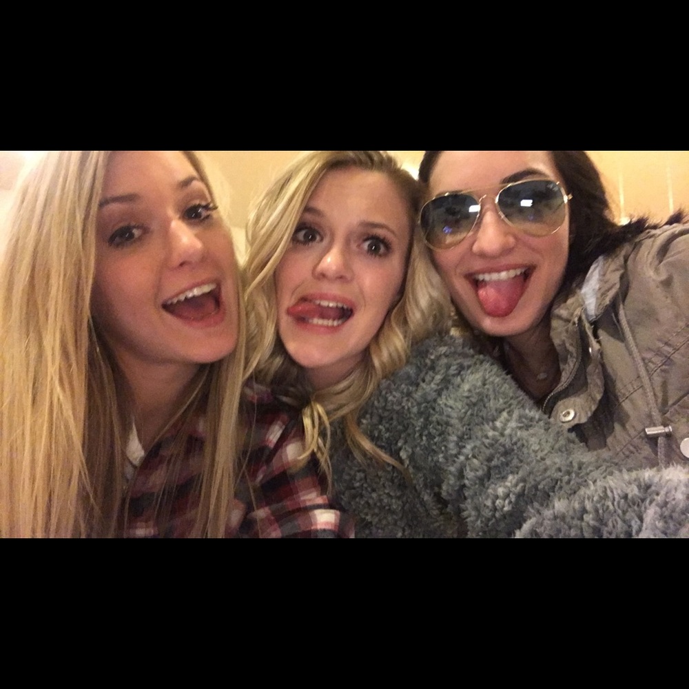 Meet your Posher, Mckenzie